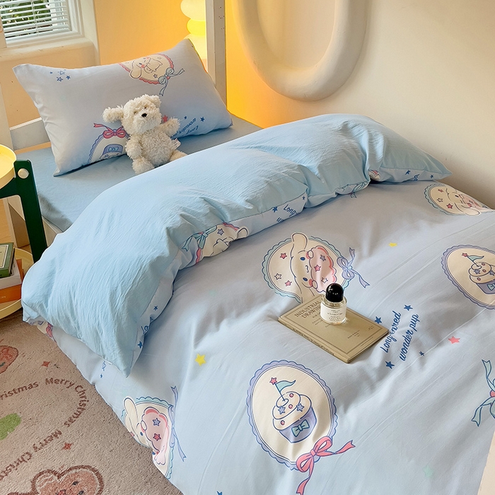 91家纺网 家纺一手货源 找家纺 港岛妹妹 2025新款云朵水洗工艺三丽鸥学生宿舍三件套上下铺三件套 三丽鸥-蛋糕玉桂狗