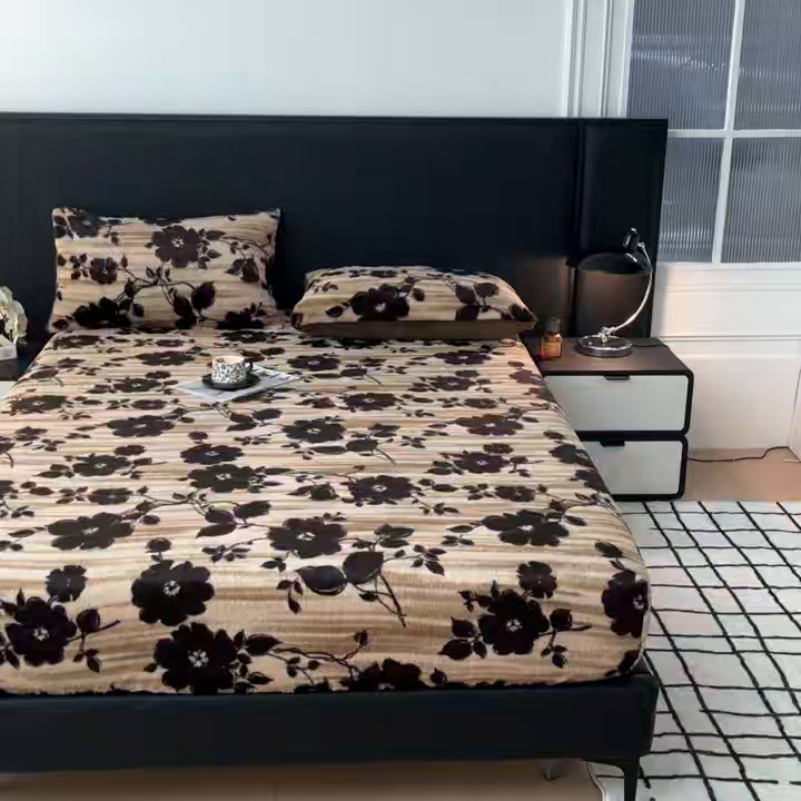 91家纺网 家纺一手货源 找家纺 乐窝家纺仓储 2025新款亲肤加厚保暖兔毛绒牛奶绒单品床笠单件床笠-美拉德 美拉德-繁花