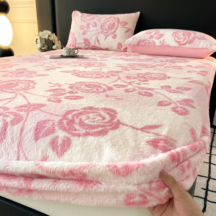 91家纺网 家纺一手货源 找家纺 乐窝家纺仓储 2025新款亲肤加厚保暖兔毛绒牛奶绒单品床笠单件床笠-美拉德 美拉德-粉蔷薇