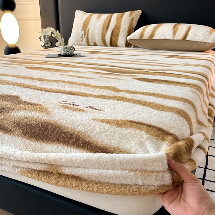 91家纺网 家纺一手货源 找家纺 乐窝家纺仓储 2025新款亲肤加厚保暖兔毛绒牛奶绒单品床笠单件床笠-美拉德 美拉德-拿铁纹