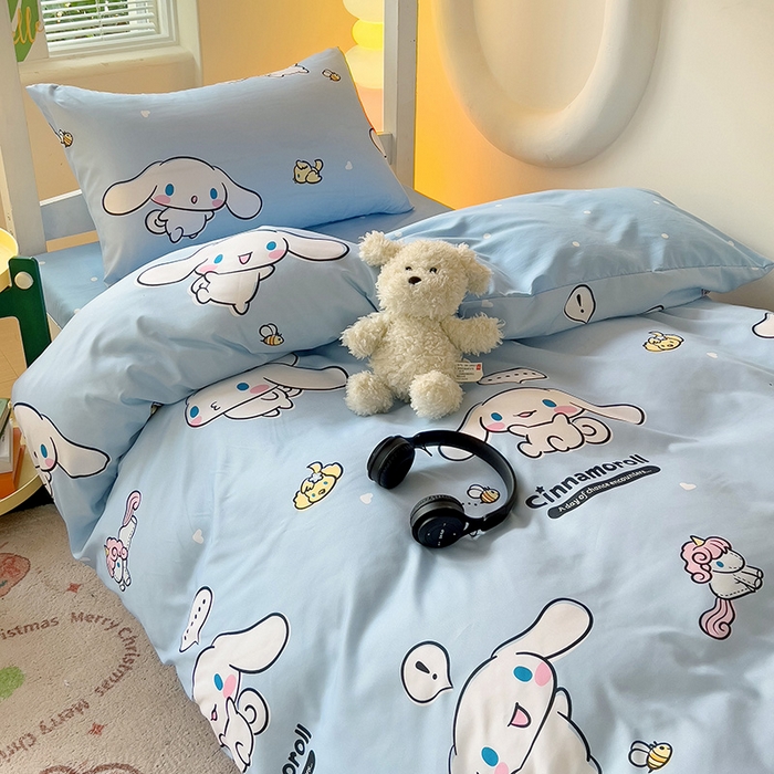 91家纺网 家纺一手货源 找家纺 港岛妹妹 2025新款云朵水洗工艺三丽鸥学生宿舍三件套上下铺三件套 三丽鸥-牛奶玉桂狗