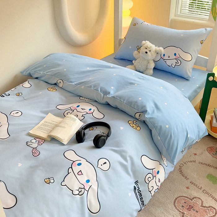 91家纺网 家纺一手货源 找家纺 港岛妹妹 2025新款云朵水洗工艺三丽鸥学生宿舍三件套上下铺三件套 三丽鸥-牛奶玉桂狗