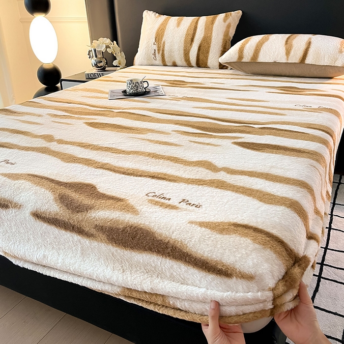 91家纺网 家纺一手货源 找家纺 乐窝家纺仓储 2025新款亲肤加厚保暖兔毛绒牛奶绒单品床笠单件床笠-美拉德 美拉德-拿铁纹