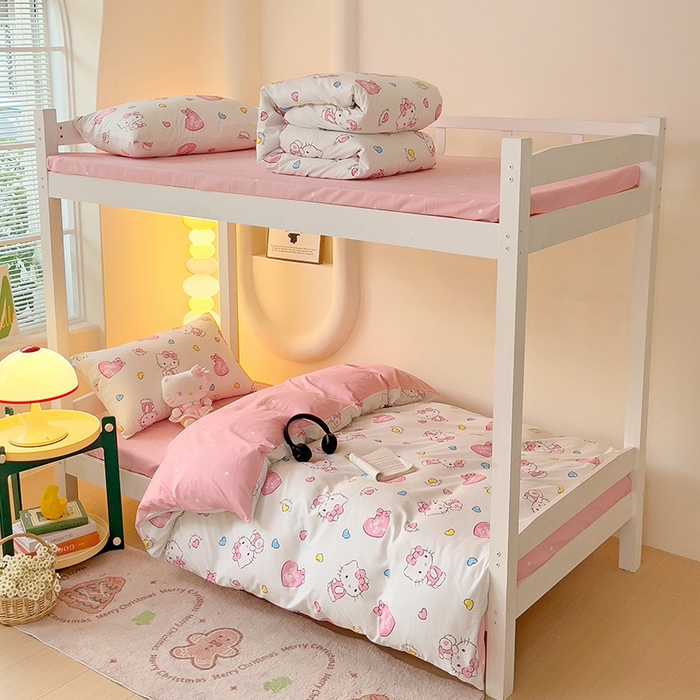 91家纺网 家纺一手货源 找家纺 港岛妹妹 2025新款云朵水洗工艺三丽鸥学生宿舍三件套上下铺三件套 三丽鸥-心动kt猫