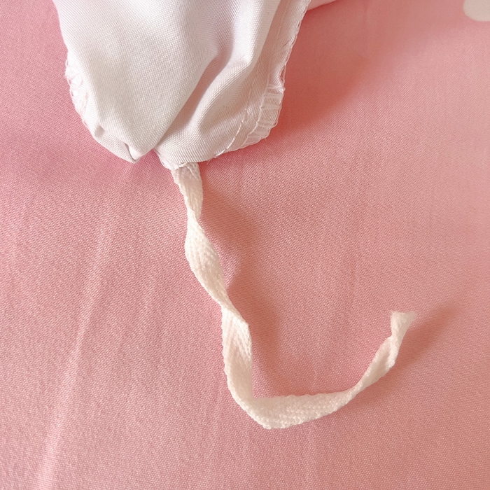 91家纺网 家纺一手货源 找家纺 港岛妹妹 2025新款云朵水洗工艺三丽鸥学生宿舍三件套上下铺三件套 三丽鸥-樱花kt猫