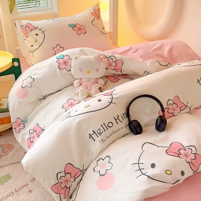 91家纺网 家纺一手货源 找家纺 港岛妹妹 2025新款云朵水洗工艺三丽鸥学生宿舍三件套上下铺三件套 三丽鸥-樱花kt猫