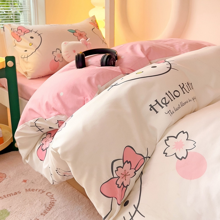 91家纺网 家纺一手货源 找家纺 港岛妹妹 2025新款云朵水洗工艺三丽鸥学生宿舍三件套上下铺三件套 三丽鸥-樱花kt猫