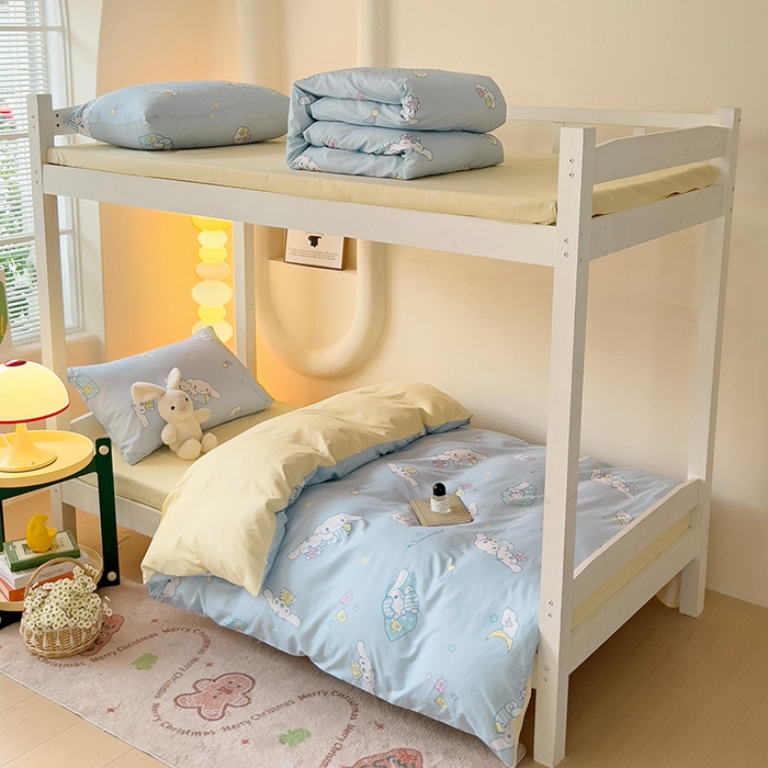 91家纺网 家纺一手货源 找家纺 港岛妹妹 2025新款云朵水洗工艺三丽鸥学生宿舍三件套上下铺三件套 三丽鸥-云朵玉桂狗