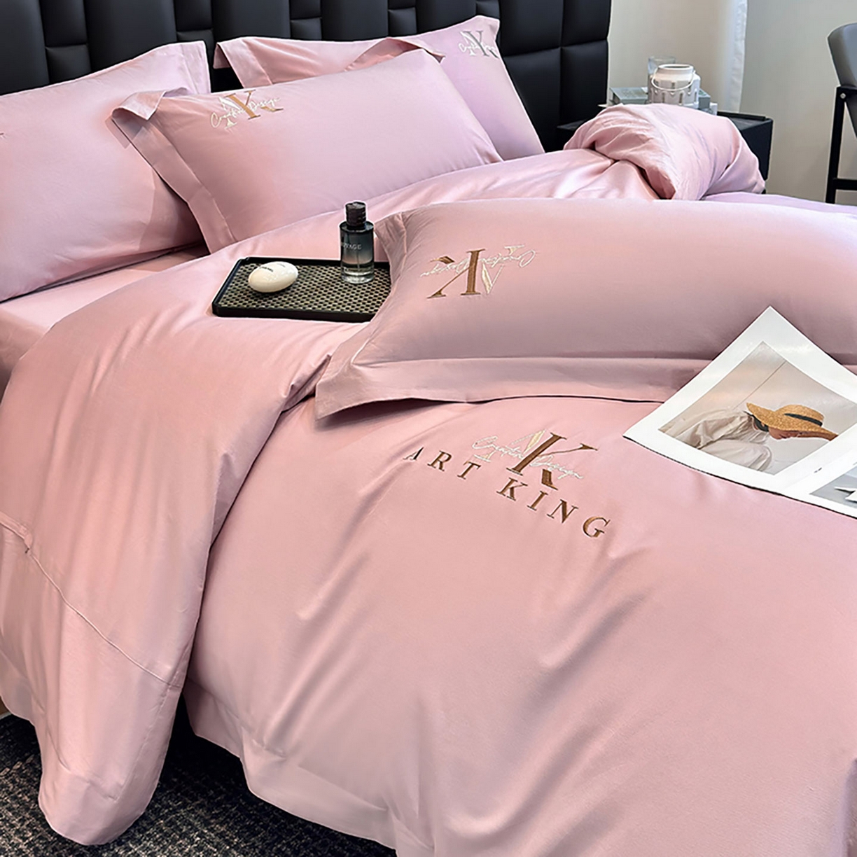 91家纺网 家纺一手货源 找家纺 （总）奥汀洛家纺 2025新款全棉轻奢刺绣四件套-AK