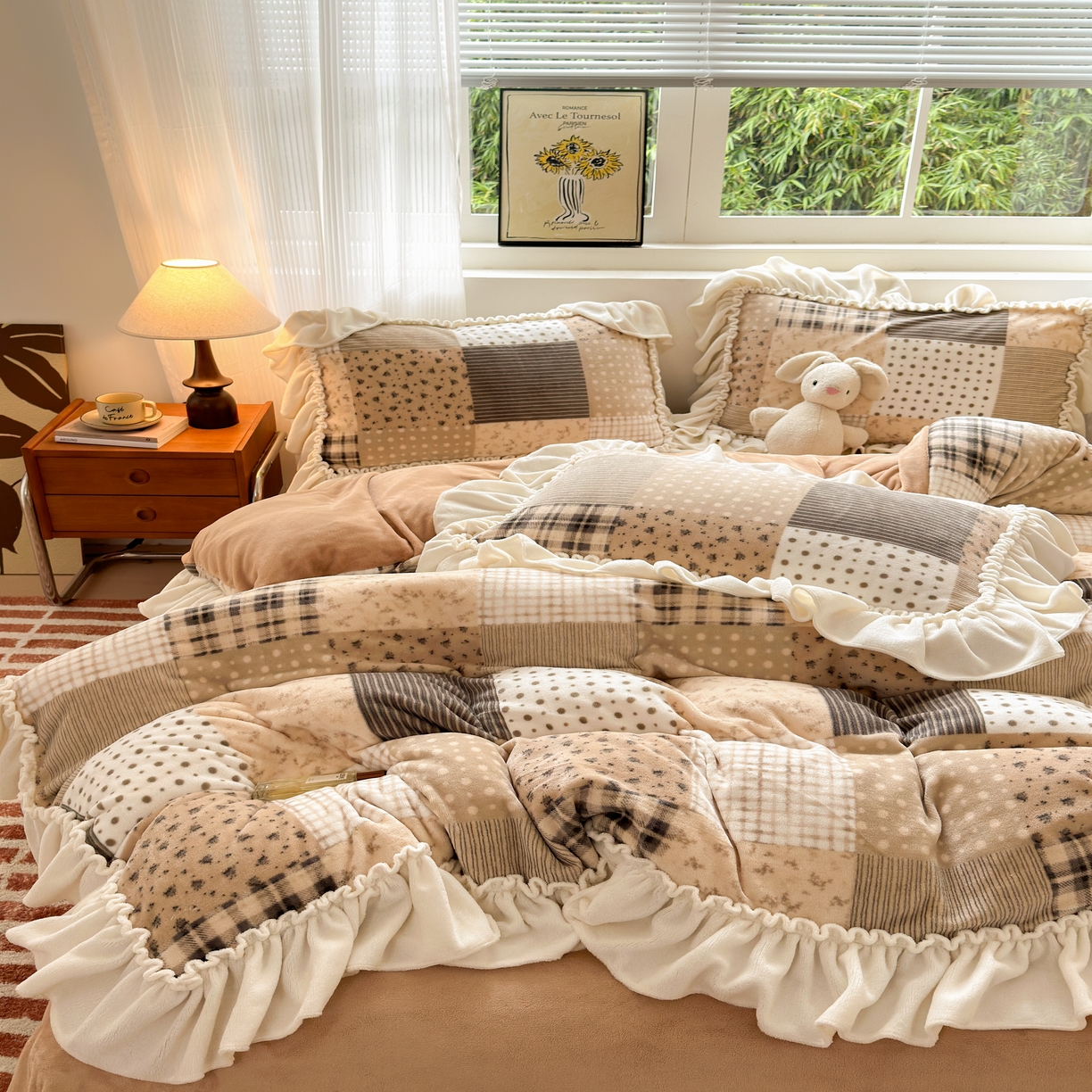 91家纺网 家纺一手货源 找家纺 （总）十里居 2025新款法式田园风花边款牛奶绒四件套