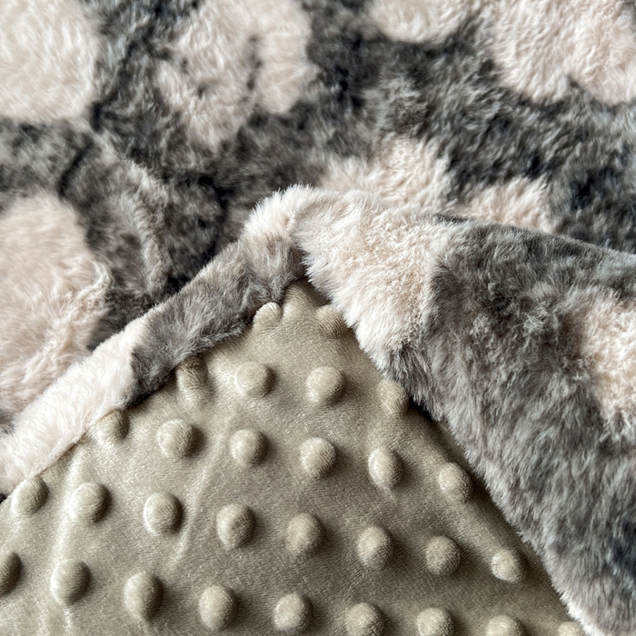 91家纺网 家纺一手货源 找家纺 米乐被业 2025新款兔毛印花豆豆被被子被芯 花漾