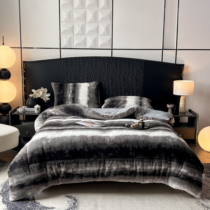 91家纺网 家纺一手货源 找家纺 米乐被业 2025新款兔毛印花豆豆被被子被芯 水墨渐变