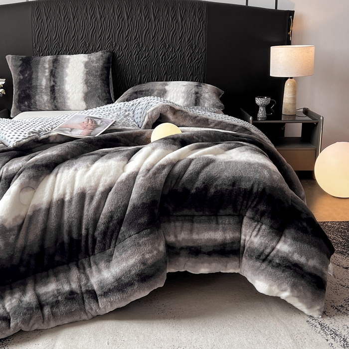 91家纺网 家纺一手货源 找家纺 米乐被业 2025新款兔毛印花豆豆被被子被芯 水墨渐变