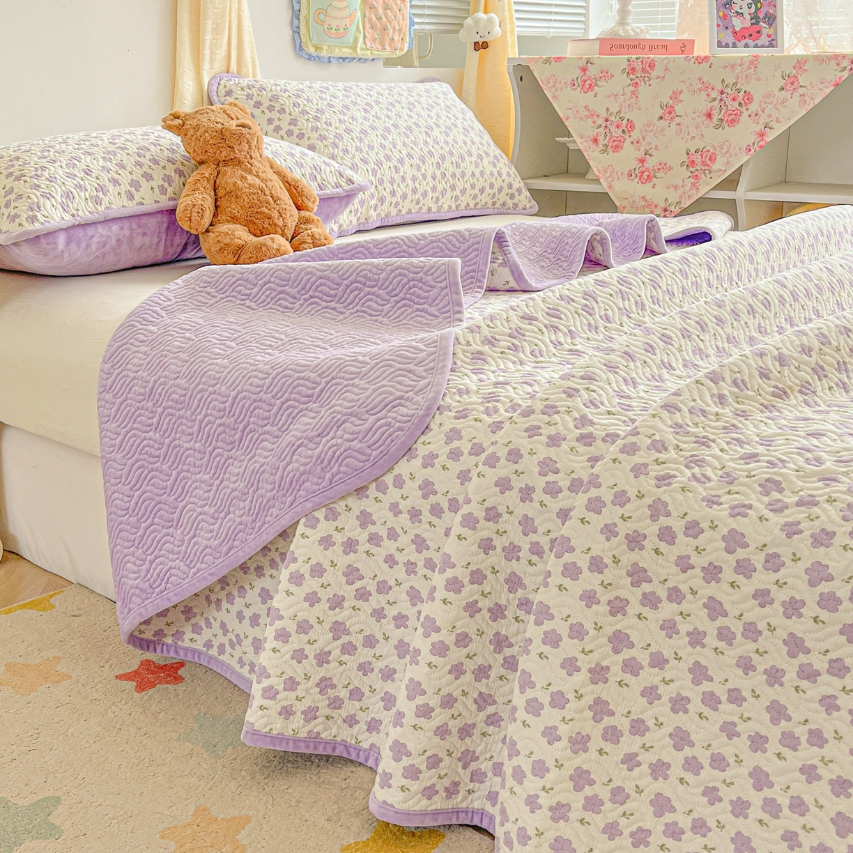 91家纺网 家纺一手货源 找家纺 慕晨 2025新品棉加绒床盖一面全棉一面牛奶绒床盖炕盖单品床盖床盖单件加厚高温酵素砂洗 小紫花