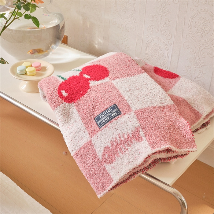 91家纺网 家纺一手货源 找家纺 （总）暖绵绵 2025新款半边绒小樱桃毛毯 新品樱洛系列（最低零售价：173元）