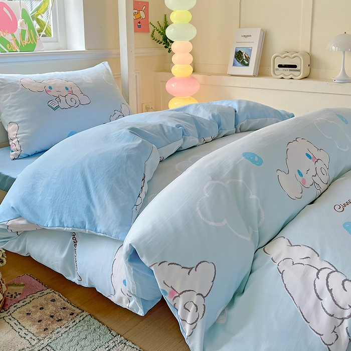 91家纺网 家纺一手货源 找家纺 港岛妹妹 2025新款云朵水洗工艺三丽鸥学生宿舍三件套上下铺三件套 三丽鸥-软萌玉桂狗蓝