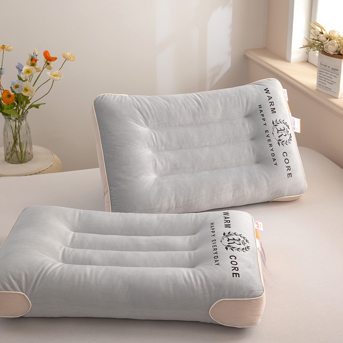 91家纺网 家纺一手货源 找家纺 九州枕芯 2025新款肩颈释压倍暖枕 灰色