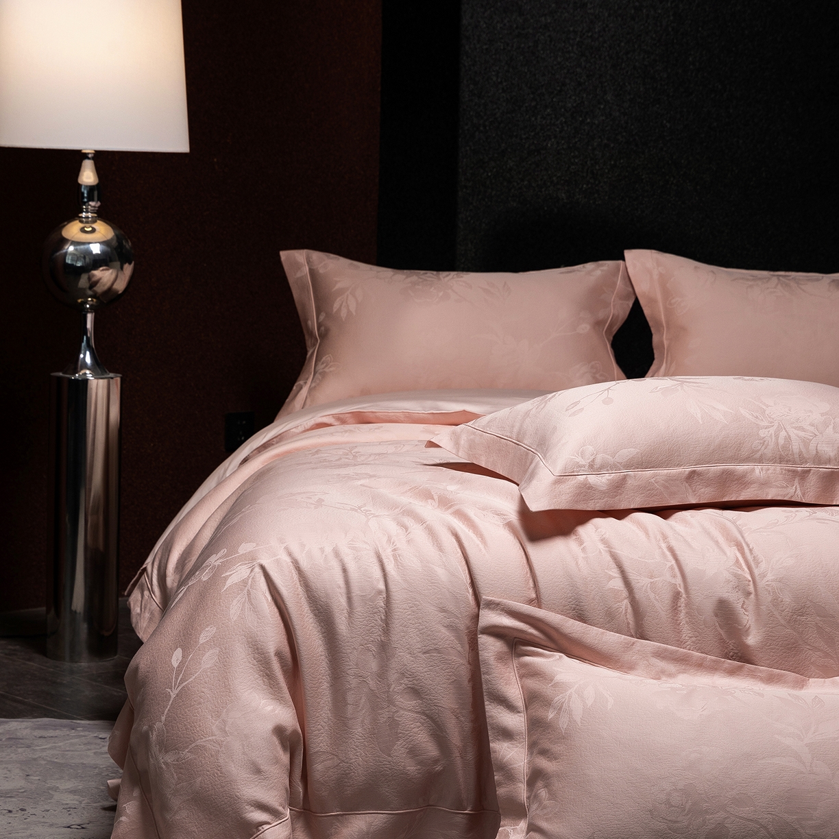 91家纺网 家纺一手货源 找家纺 太古汇家居 2025新款全棉厚织金丝银线四件套-水榭花都系列 水榭花都-粉色