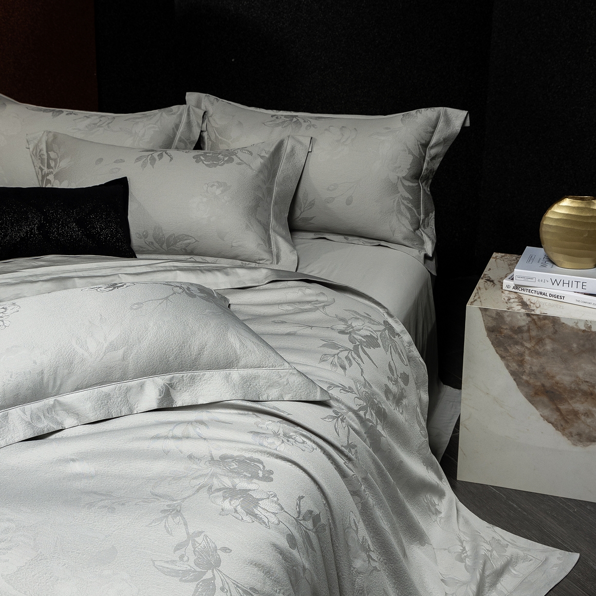 91家纺网 家纺一手货源 找家纺 太古汇家居 2025新款全棉厚织金丝银线四件套-水榭花都系列 水榭花都-灰绿