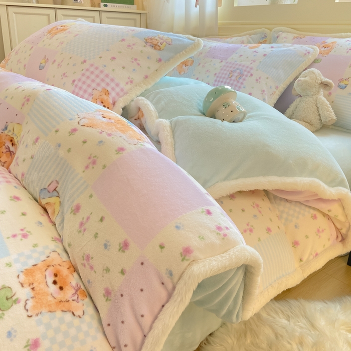 91家纺网 家纺一手货源 找家纺 （总）大麦家纺 2025年新款兔毛花边印花牛奶绒四件套