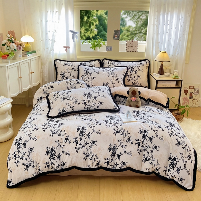 91家纺网 家纺一手货源 找家纺 （总）大麦家纺 2025年新款兔毛花边印花牛奶绒四件套