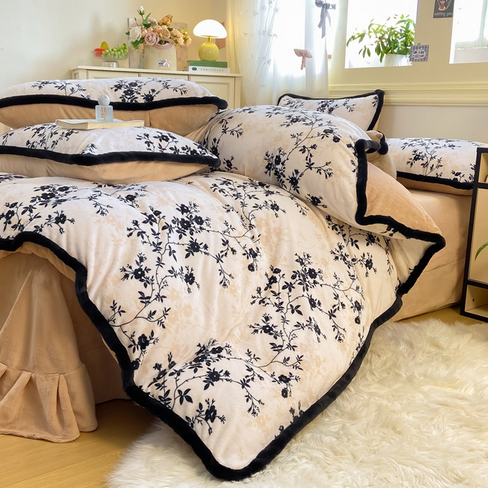 91家纺网 家纺一手货源 找家纺 （总）大麦家纺 2025年新款兔毛花边印花牛奶绒四件套