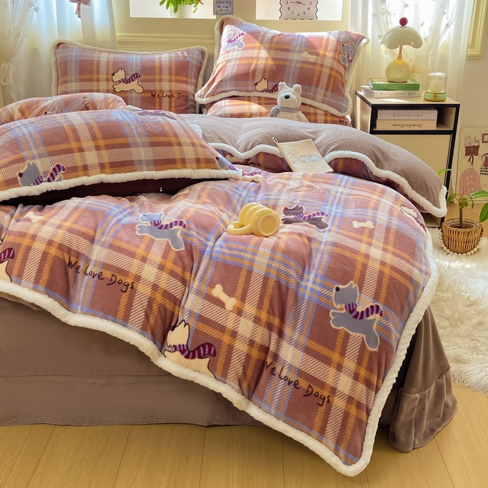 91家纺网 家纺一手货源 找家纺 大麦家纺 2025年新款兔毛花边印花牛奶绒四件套 奔跑汪汪