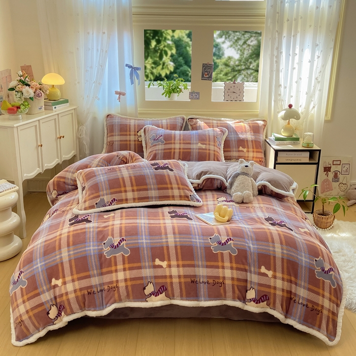 91家纺网 家纺一手货源 找家纺 大麦家纺 2025年新款兔毛花边印花牛奶绒四件套 奔跑汪汪