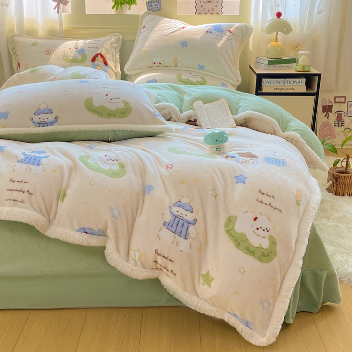 91家纺网 家纺一手货源 找家纺 大麦家纺 2025年新款兔毛花边印花牛奶绒四件套 草地小狗