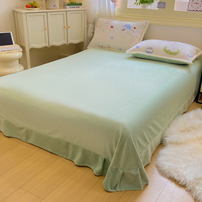 91家纺网 家纺一手货源 找家纺 大麦家纺 2025年新款兔毛花边印花牛奶绒四件套 草地小狗