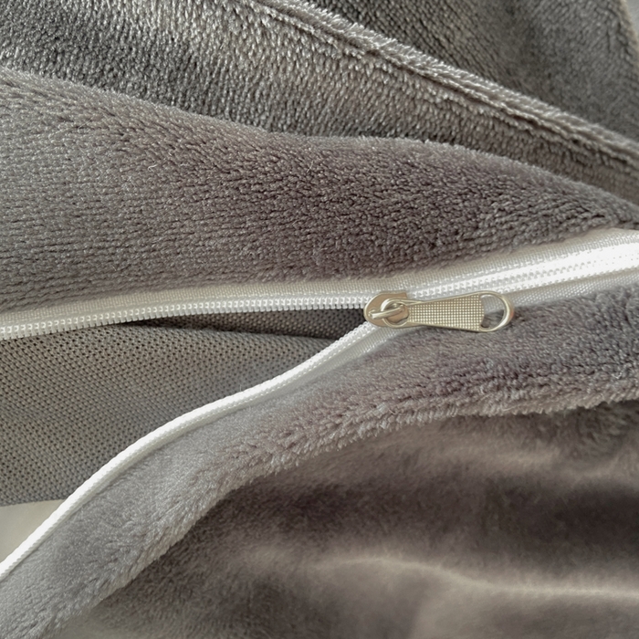 91家纺网 家纺一手货源 找家纺 大麦家纺 2025年新款兔毛花边印花牛奶绒四件套 黑小格