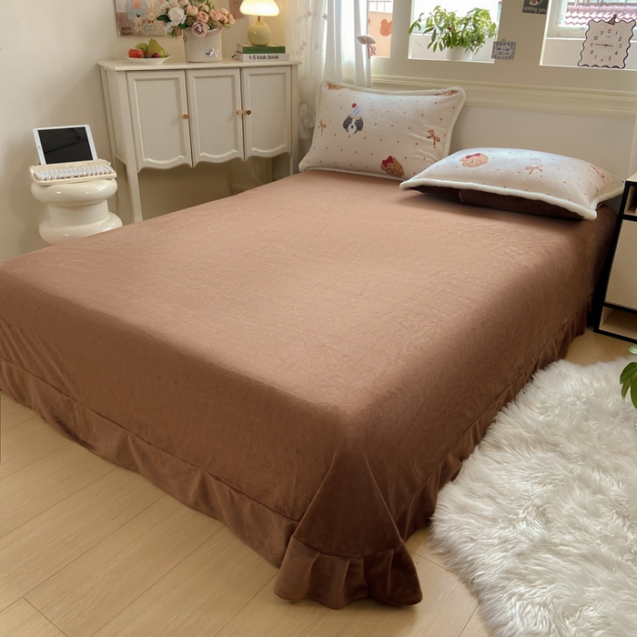 91家纺网 家纺一手货源 找家纺 大麦家纺 2025年新款兔毛花边印花牛奶绒四件套 幸运狗狗