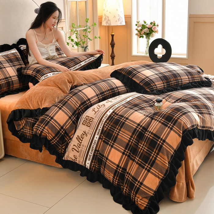 91家纺网 家纺一手货源 找家纺 （总）曼尼 2025新款韩版花边牛奶绒四件套