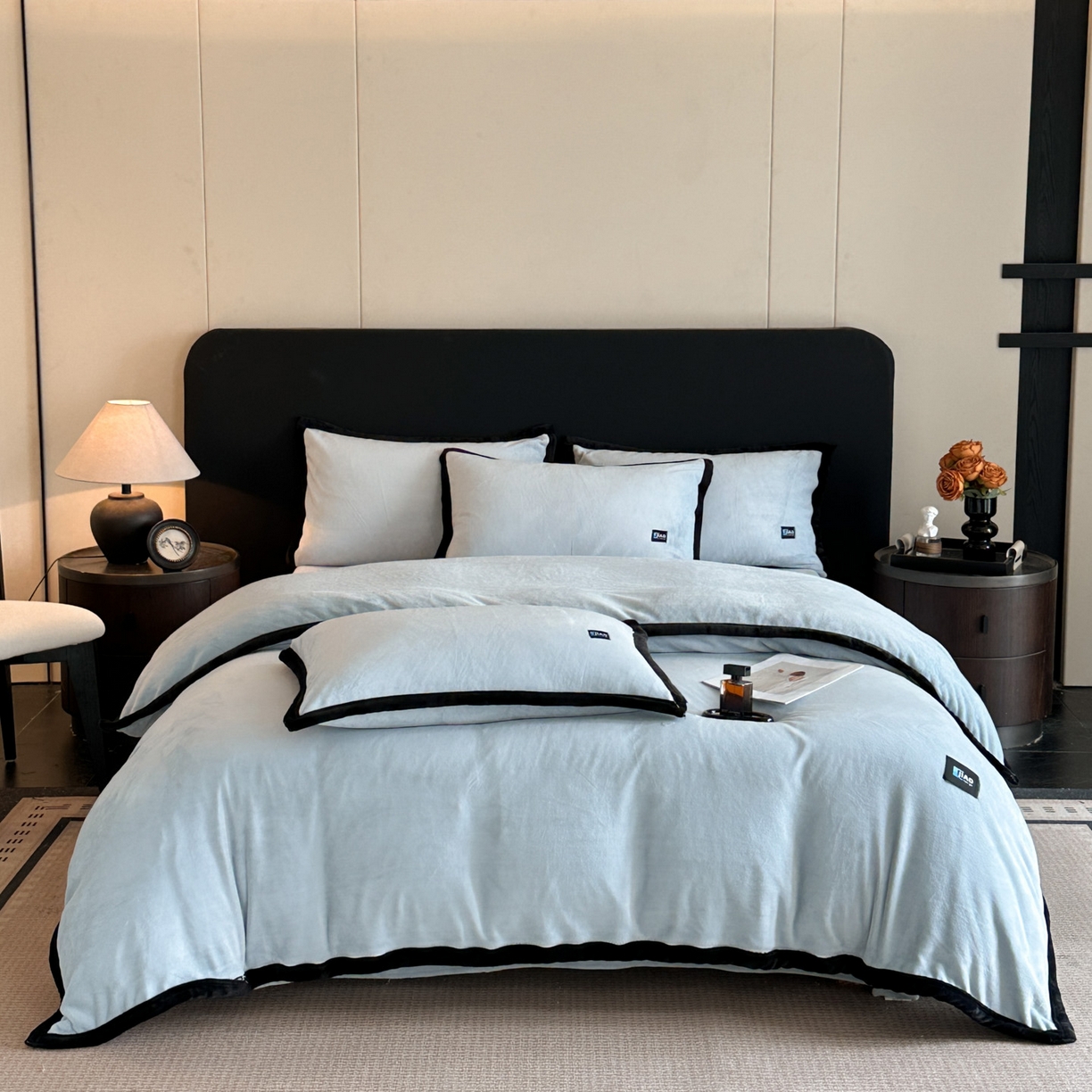 91家纺网 家纺一手货源 找家纺 金麦家纺 2025新款牛奶绒撞色拼边四件套贝拉系列 贝拉-海洋蓝