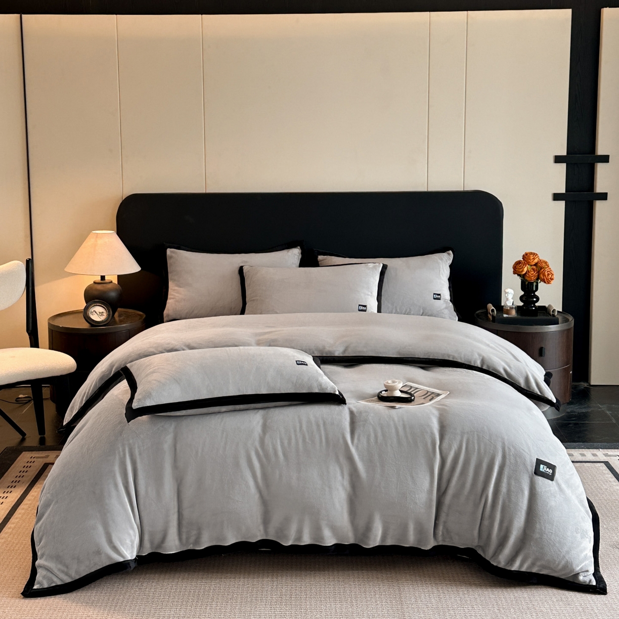 91家纺网 家纺一手货源 找家纺 金麦家纺 2025新款牛奶绒撞色拼边四件套贝拉系列 贝拉-灰色