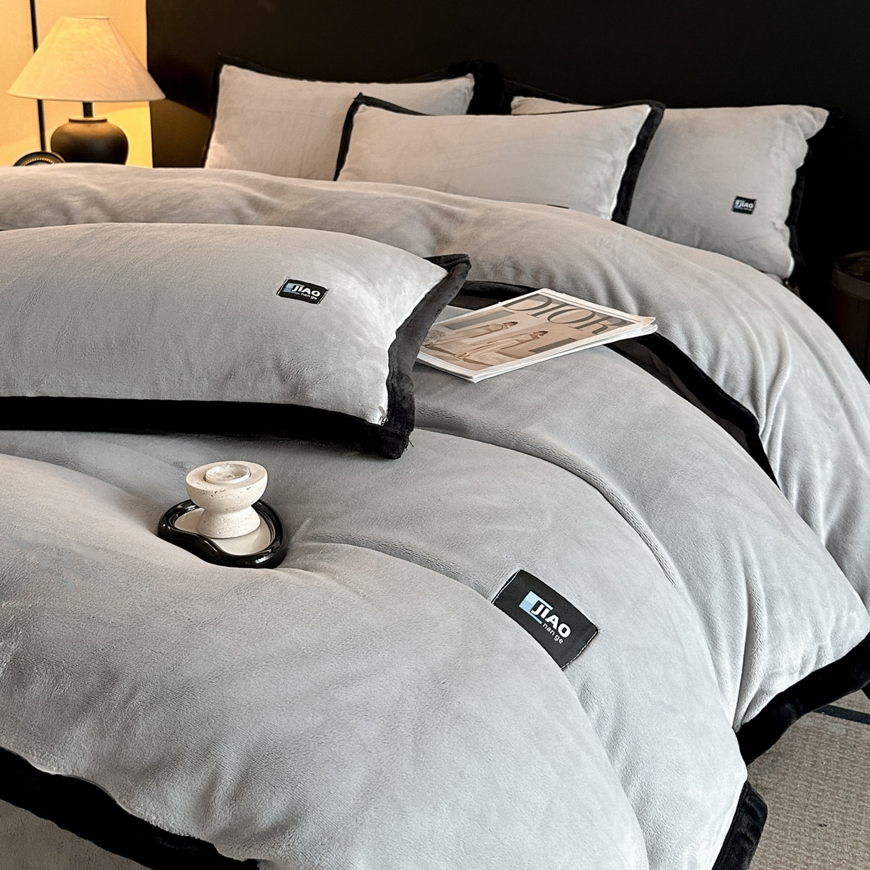 金麦家纺 2025新款牛奶绒撞色拼边四件套贝拉系列 贝拉-灰色