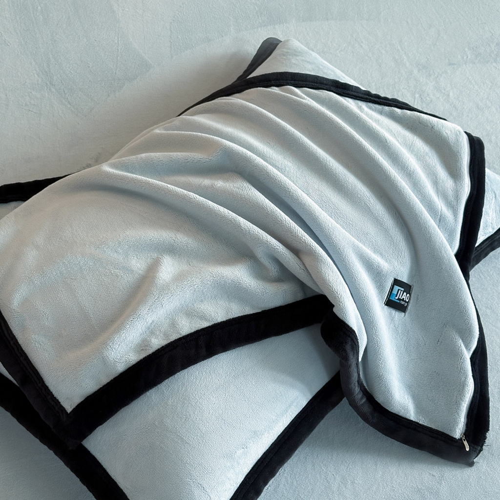 91家纺网 家纺一手货源 找家纺 金麦家纺 2025新款牛奶绒撞色拼边四件套贝拉系列 贝拉-海洋蓝