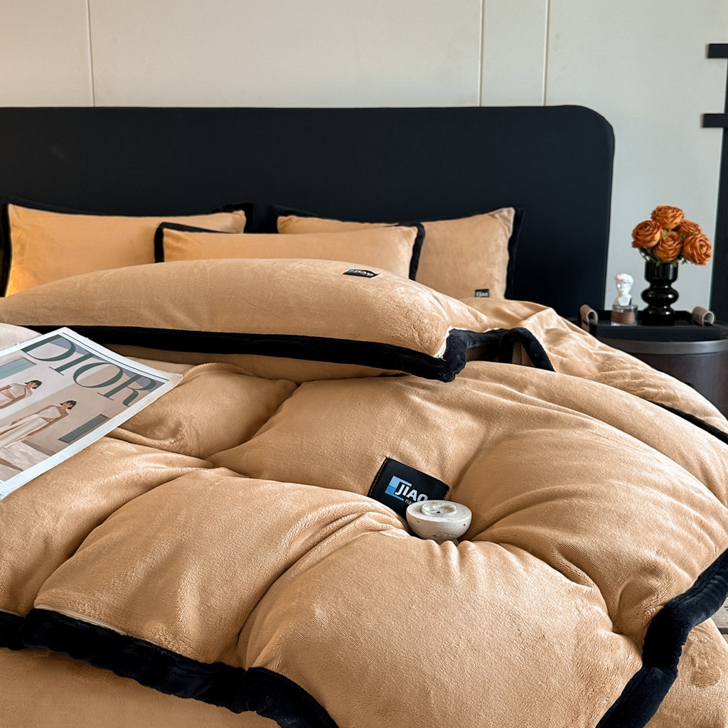 91家纺网 家纺一手货源 找家纺 金麦家纺 2025新款牛奶绒撞色拼边四件套贝拉系列 贝拉-香槟色