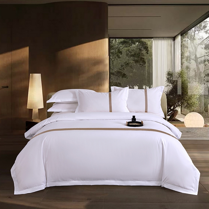 91家纺网 家纺一手货源 找家纺 罗菲尼酒店用品 2025新款高仿棉织带酒店宾馆四件套套件经典织带款 经典织带-咖啡