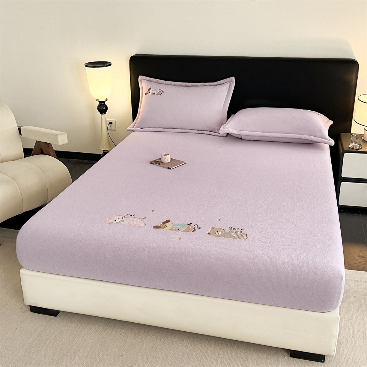 91家纺网 家纺一手货源 找家纺 笙意家纺 2025新款A类牛奶绒海獭绒卡通刺绣床笠 卡通-月光紫