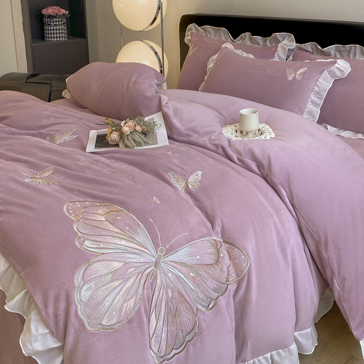 91家纺网 家纺一手货源 找家纺 木子家纺 2025新款牛奶绒纯色刺绣花边四件套 罗兰紫