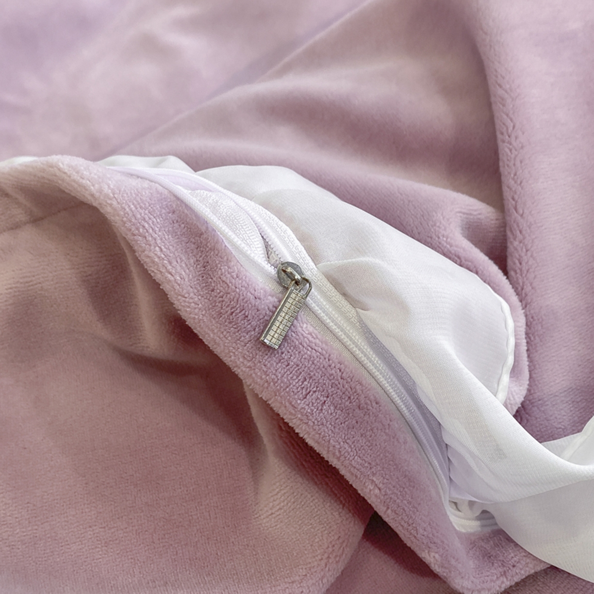 91家纺网 家纺一手货源 找家纺 木子家纺 2025新款牛奶绒纯色刺绣花边四件套 罗兰紫