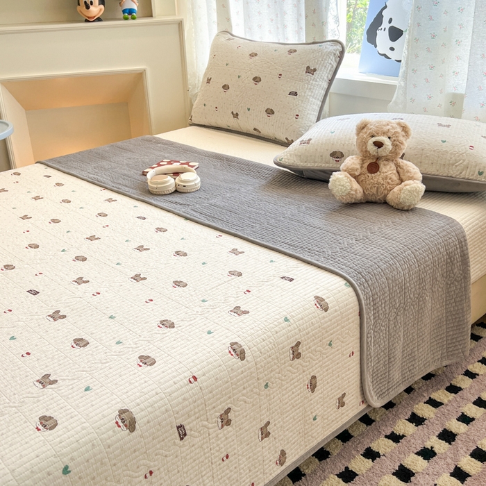 91家纺网 家纺一手货源 找家纺 沐纯家居 2025新款婴儿绒纯棉水洗床盖卡拉 -灰