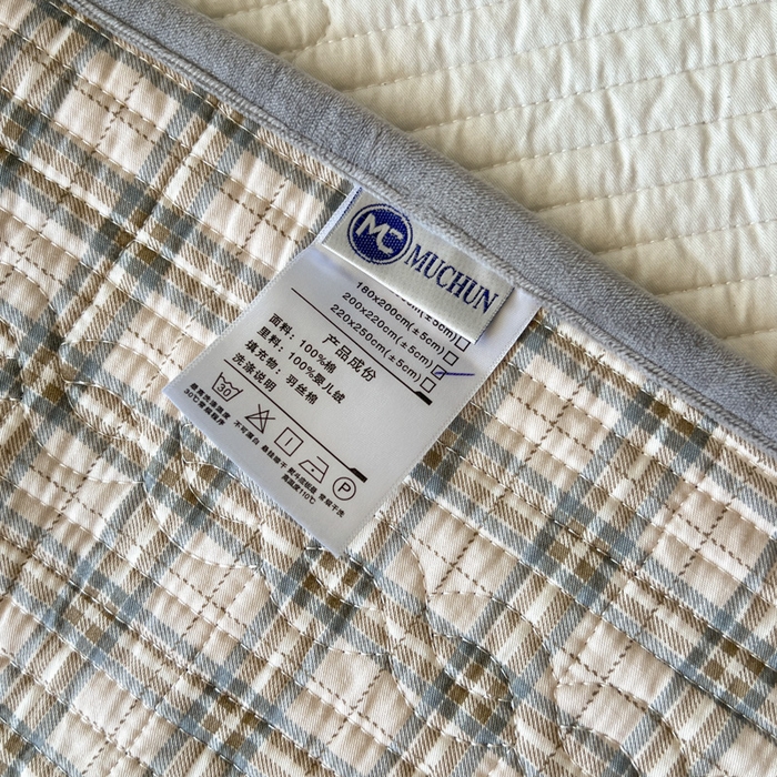 91家纺网 家纺一手货源 找家纺 沐纯家居 2025新款婴儿绒纯棉水洗床盖月光格-灰