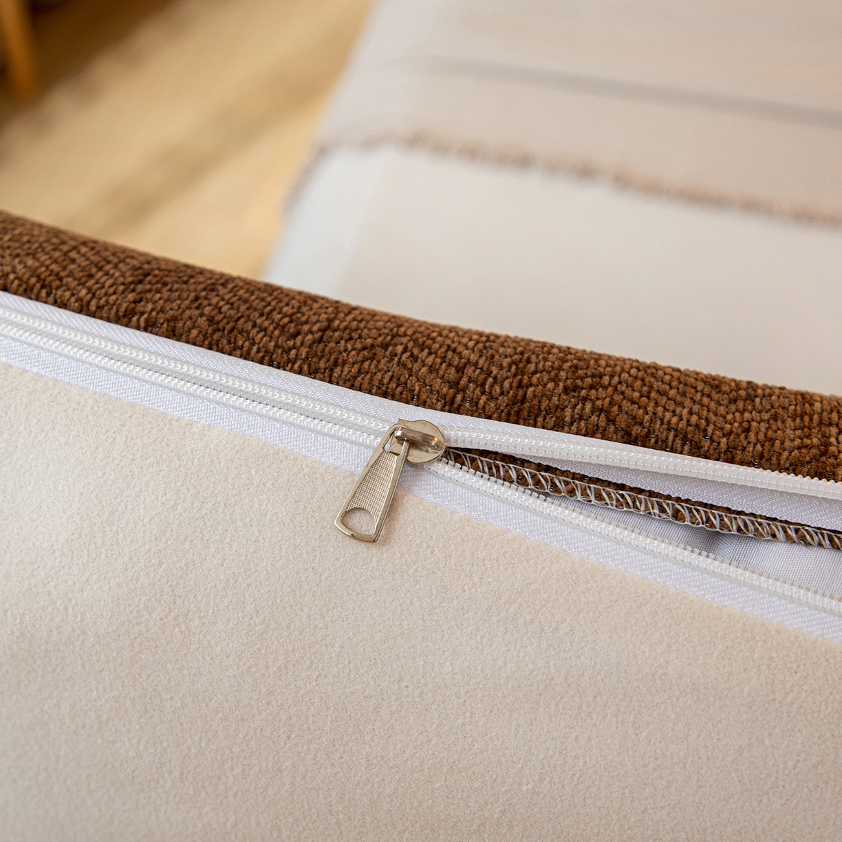 91家纺网 家纺一手货源 找家纺 沐沐家纺 2026新款人字纹床头靠背 深咖