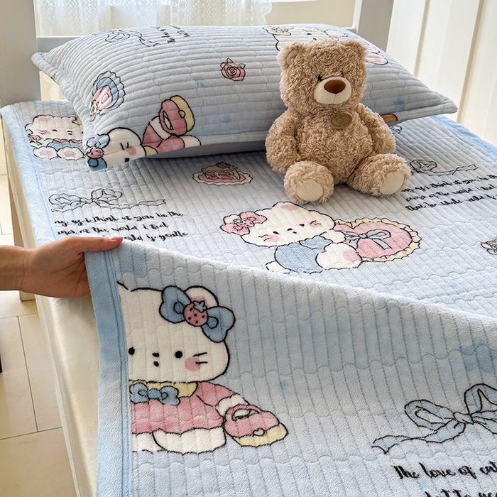 91家纺网 家纺一手货源 找家纺 丫丫家纺 2025新款牛奶绒床盖 猫咪酱