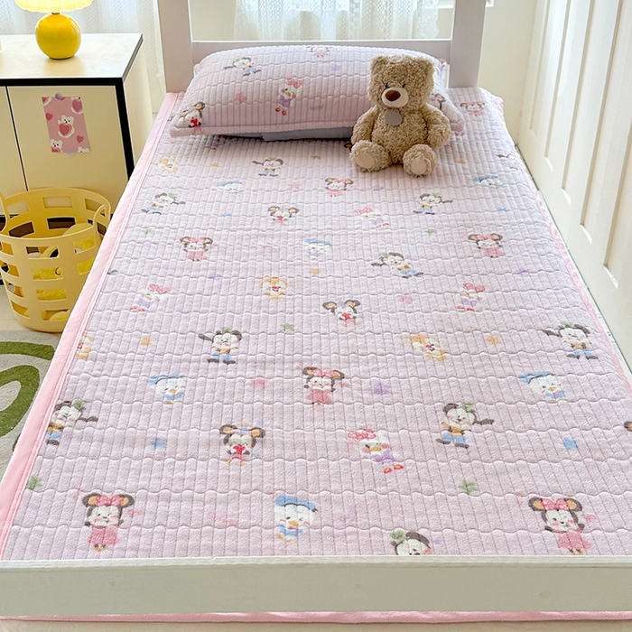 91家纺网 家纺一手货源 找家纺 丫丫家纺 2025新款牛奶绒床盖 迷妮