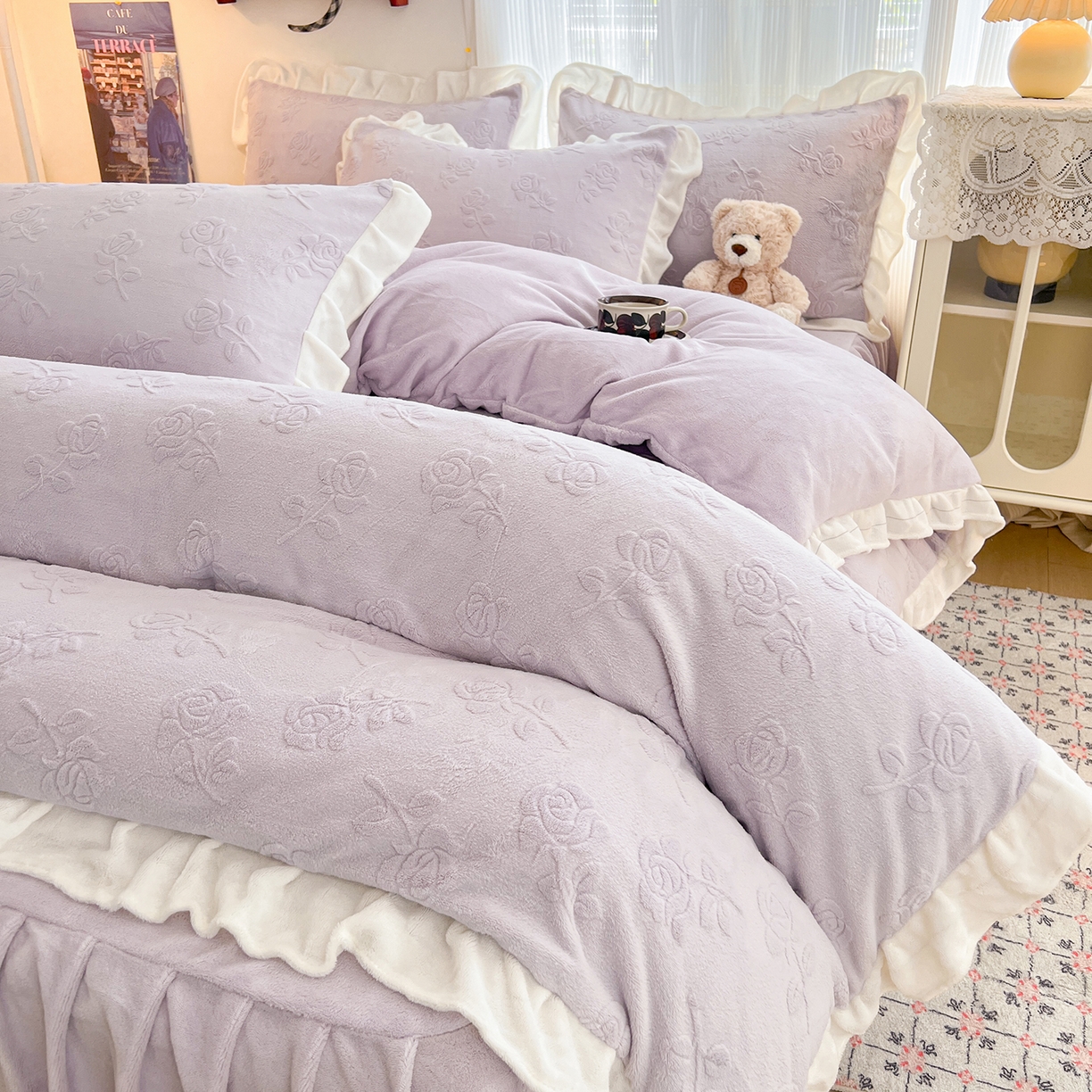 91家纺网 家纺一手货源 找家纺 安哆啦家纺 2025新款法式雕花牛奶绒花边四件套 玫瑰-紫