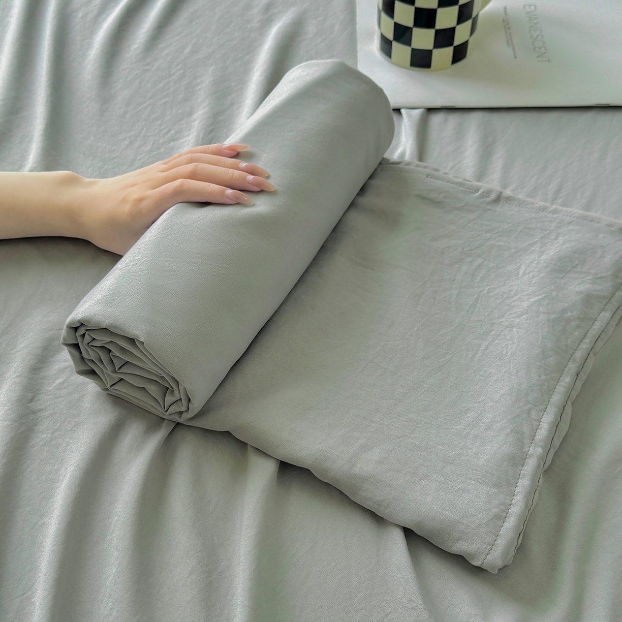 91家纺网 家纺一手货源 找家纺 十一家居 2025年新款ins风A类母婴级亲肤云朵水洗棉单床单 烟灰