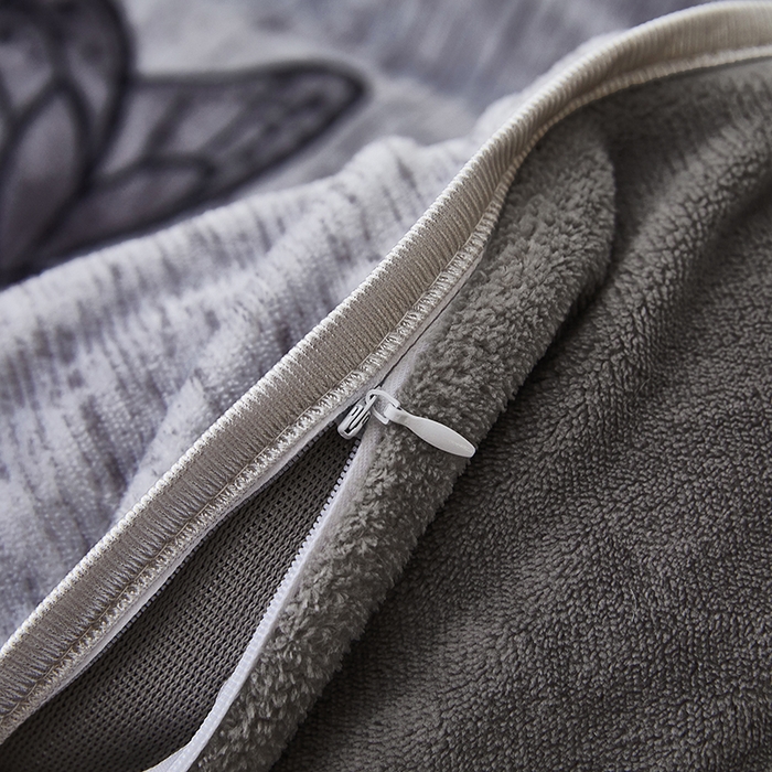 91家纺网 家纺一手货源 找家纺 凤杰 2025新款高克重7斤加厚印花牛奶绒金貂法莱绒四件套 唯美